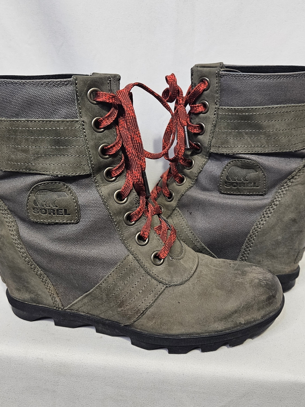 Sorel Women's Lexie Wedge boots in Quarry gray Size 11 US Waterproof